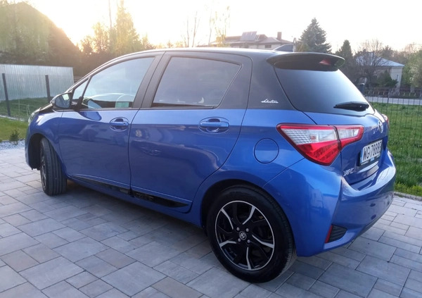 Toyota Yaris cena 56650 przebieg: 80000, rok produkcji 2018 z Piaski małe 106